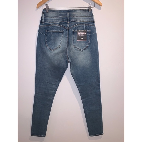 High Waist Jeans 🍑 - Picture 2 of 4